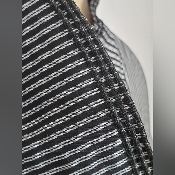 Mexx Small Black & White Striped Button Down Shirt - Picture 5 of 10